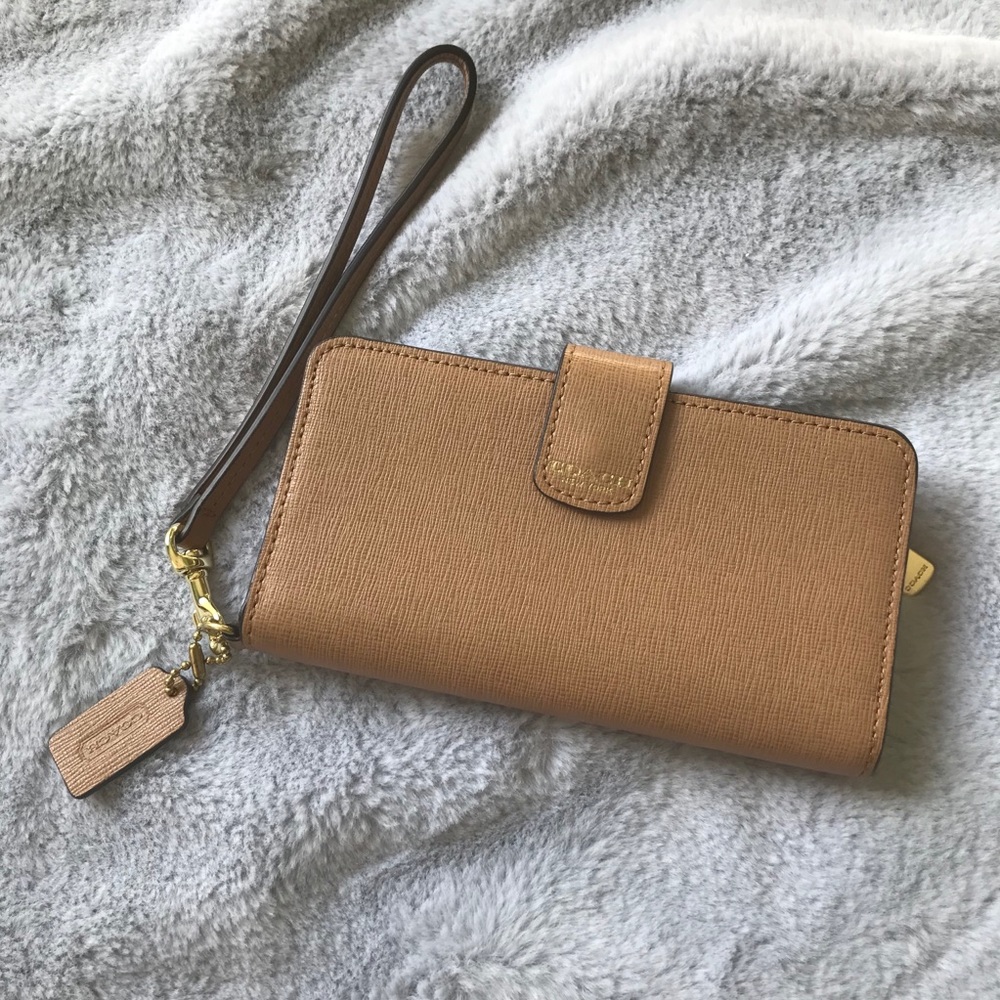 ✨BIEGE COACH WALLET✨